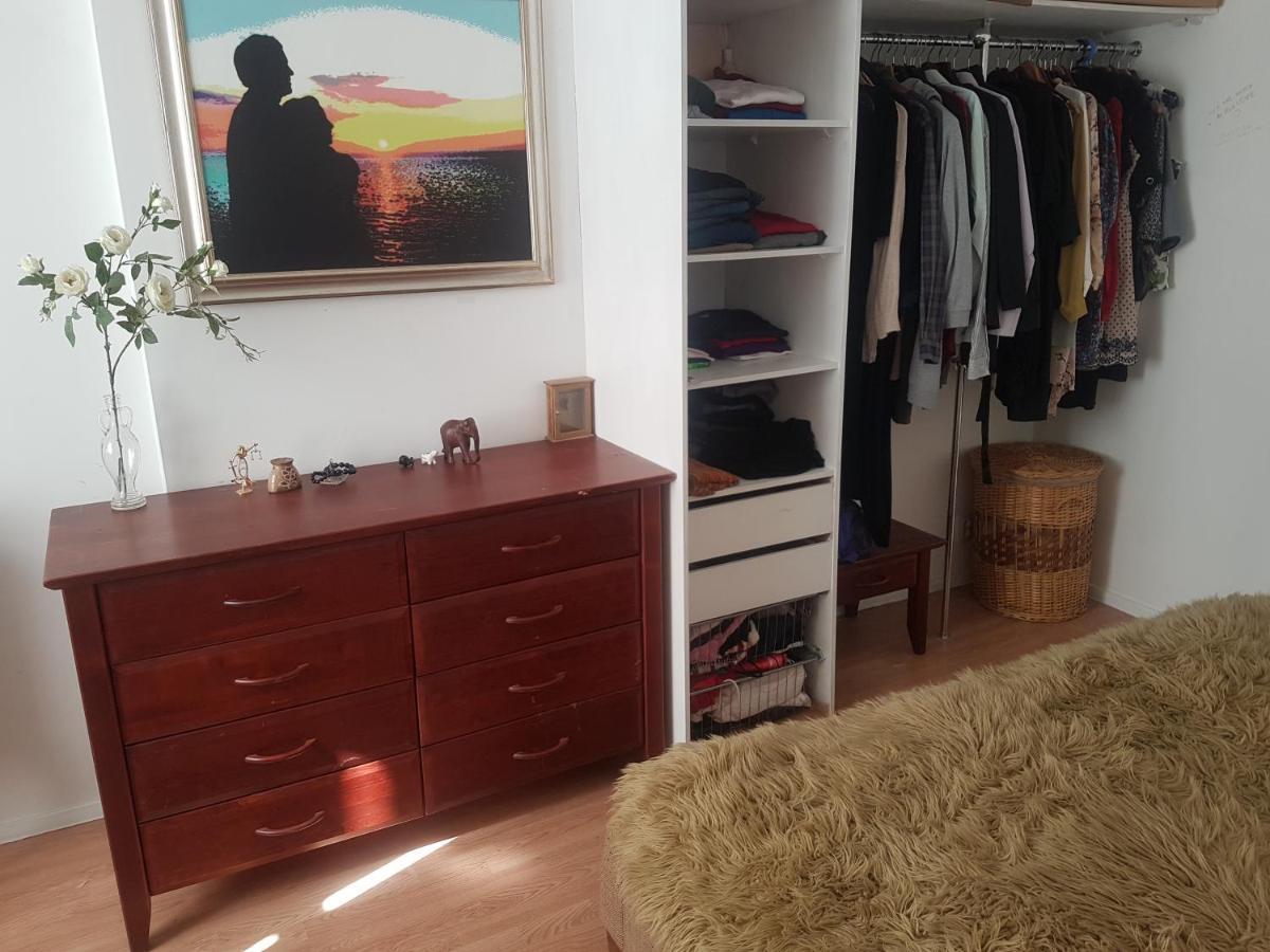 Cozy Apartment In Good Location! Rīga Exterior foto