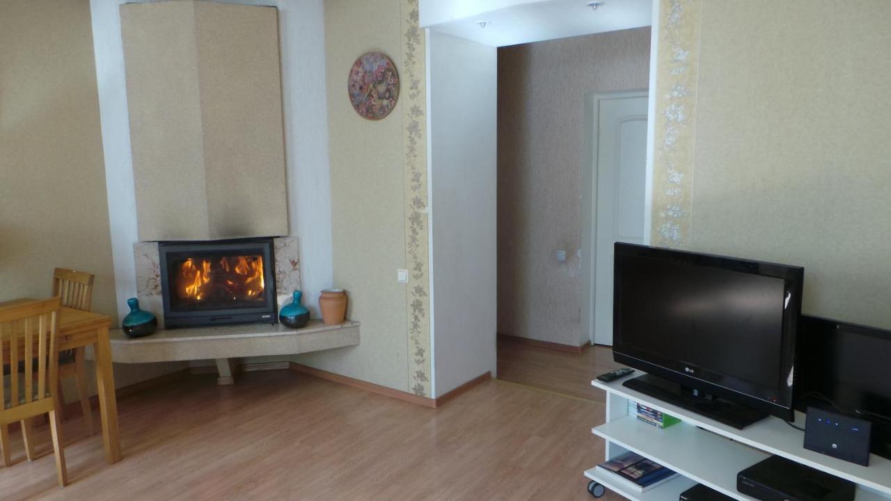 Cozy Apartment In Good Location! Rīga Exterior foto
